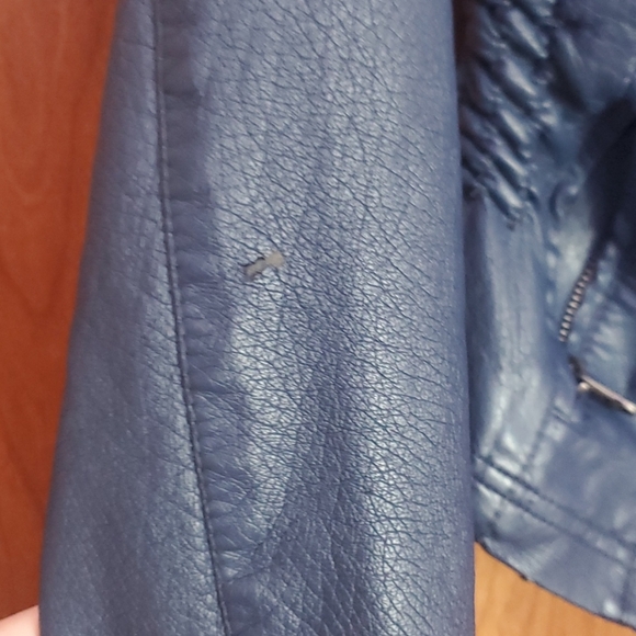 Jacket - Picture 2 of 3